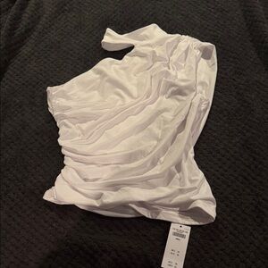 Abercrombie & Fitch White Short Sleeve Tee